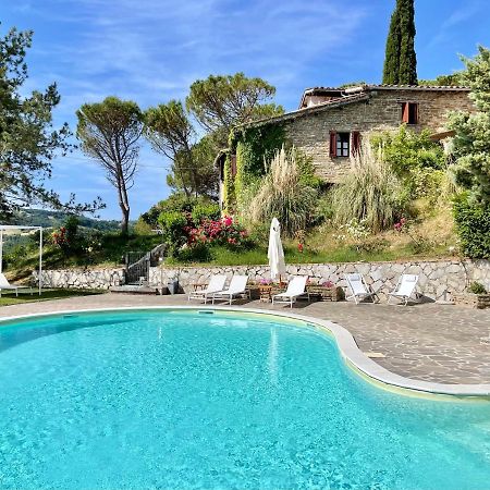 La Panoramica Gubbio - Maison De Charme - Casette E Appartamenti Self Catering Per Vacanze Meravigliose! Eksteriør billede