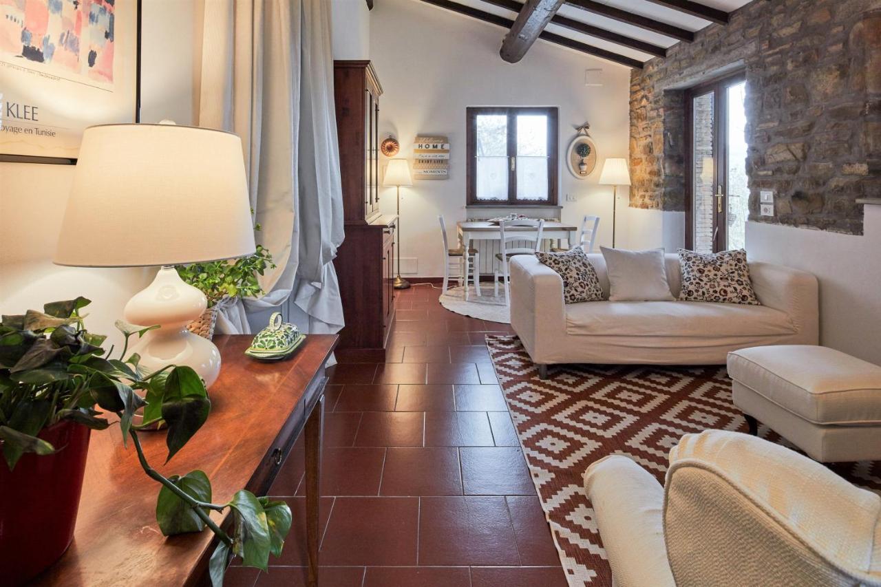 La Panoramica Gubbio - Maison De Charme - Casette E Appartamenti Self Catering Per Vacanze Meravigliose! Eksteriør billede