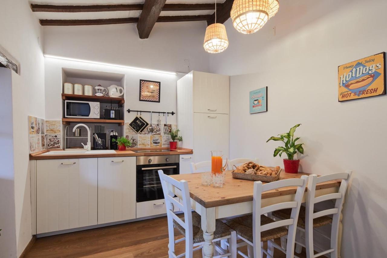 La Panoramica Gubbio - Maison De Charme - Casette E Appartamenti Self Catering Per Vacanze Meravigliose! Eksteriør billede