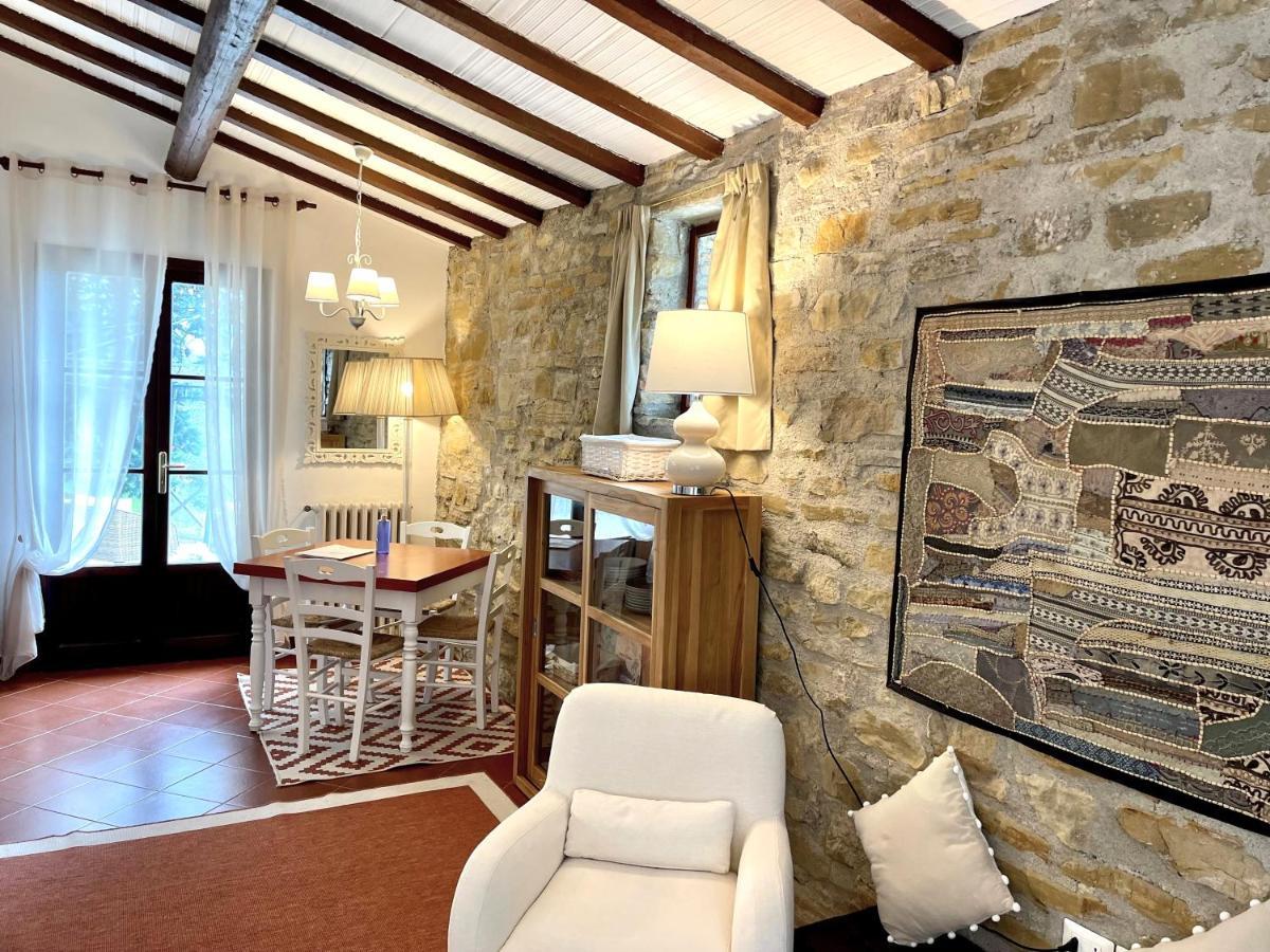 La Panoramica Gubbio - Maison De Charme - Casette E Appartamenti Self Catering Per Vacanze Meravigliose! Eksteriør billede